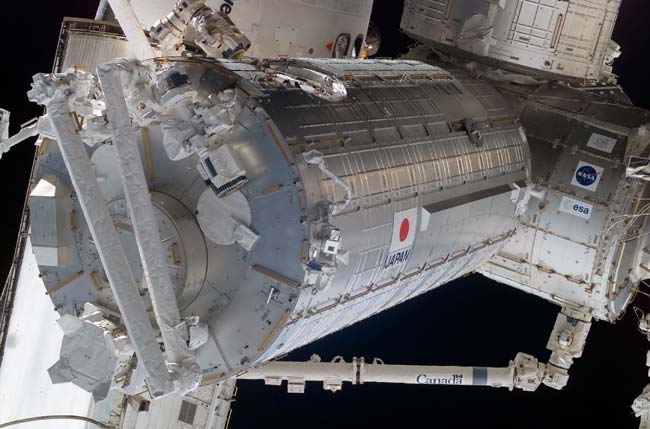 Space Station Ready to Flex Japanese Robotic Arm